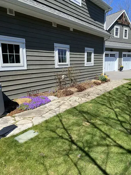 Seasonal Cleanups service example